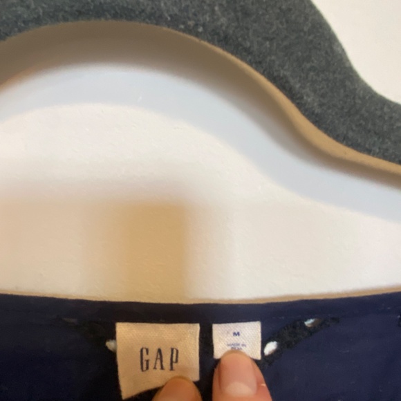 Lacy Top - Picture 4 of 4